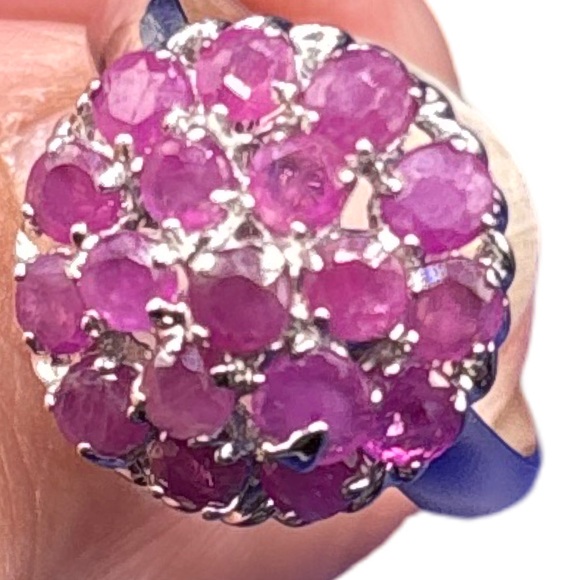 Elegant Pink Cluster Ring with 925 Sterling silver band size 8 - Picture 3 of 6